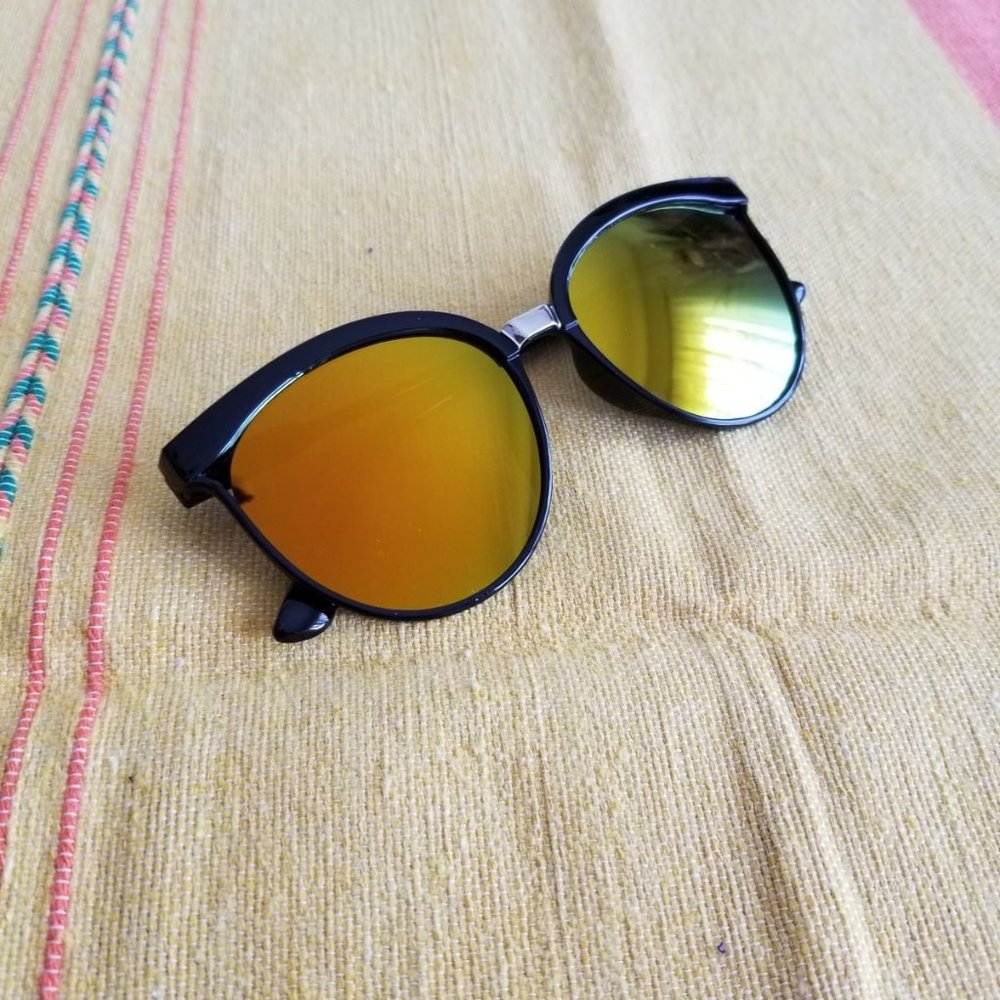 Women sunglasses